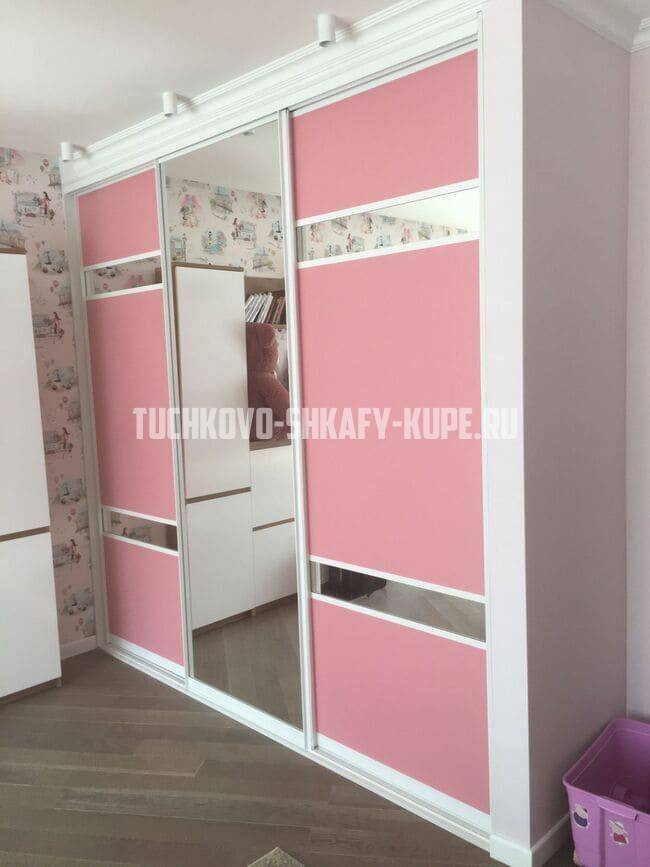 Шкафы в спальню Тучково